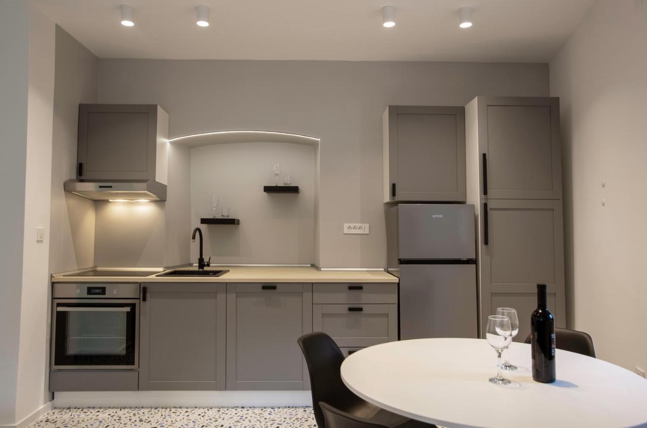 Apartment Villa Ula Premium Apartments ,Free Private Parking *