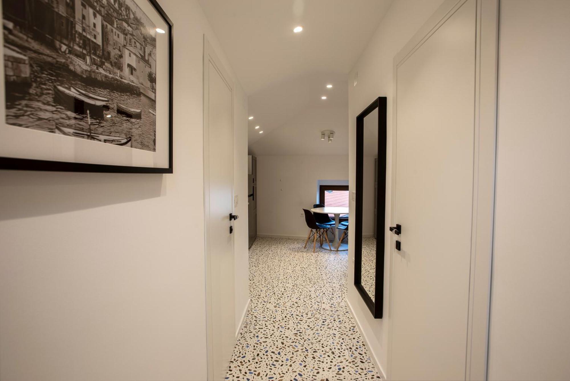 Apartment Villa Ula Premium Apartments ,Free Private Parking *